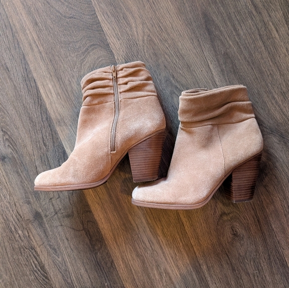 Vince Camuto Tan Suede Ankle Booties - Picture 2 of 5